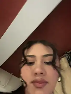 Ambar pe  online show from 11/02/25, 02:16