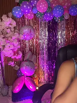 Ambar pe  online show from 04/04/26, 02:45