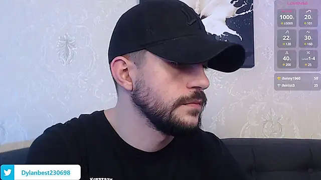 Snapshot of Dylan_Best chatting on 02/12/25, 03:07 Dylan Best online show from 02/12/25, 03:07