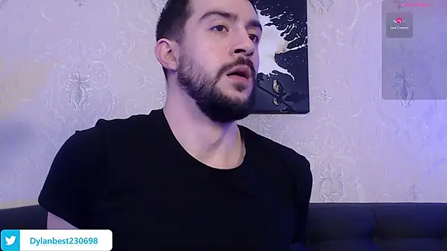 Snapshot of Dylan_Best chatting on 02/16/25, 06:43 Dylan Best online show from 02/16/25, 06:43