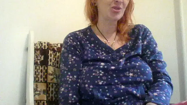 Snapshot of MssAngela chatting on 10/08/25, 05:42 MssAngela online show from 10/08/25, 05:42