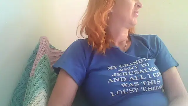 Snapshot of MssAngela chatting on 09/22/25, 09:04 MssAngela online show from 09/22/25, 09:04