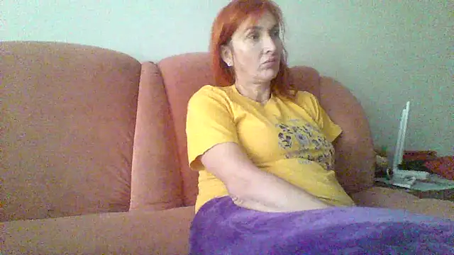 Snapshot of MssAngela chatting on 10/17/25, 07:22 MssAngela online show from 10/17/25, 07:22