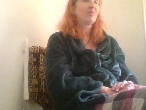 Snapshot of MssAngela chatting on 10/09/25, 06:03 MssAngela online show from 10/09/25, 06:03