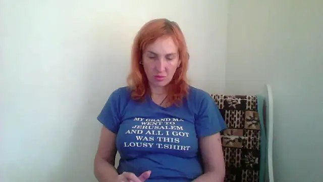 Snapshot of MssAngela chatting on 10/12/25, 06:15 MssAngela online show from 10/12/25, 06:15
