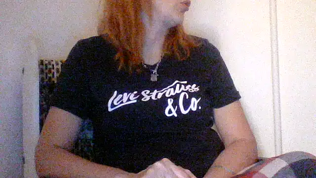 Snapshot of MssAngela chatting on 09/26/25, 08:27 MssAngela online show from 09/26/25, 08:27