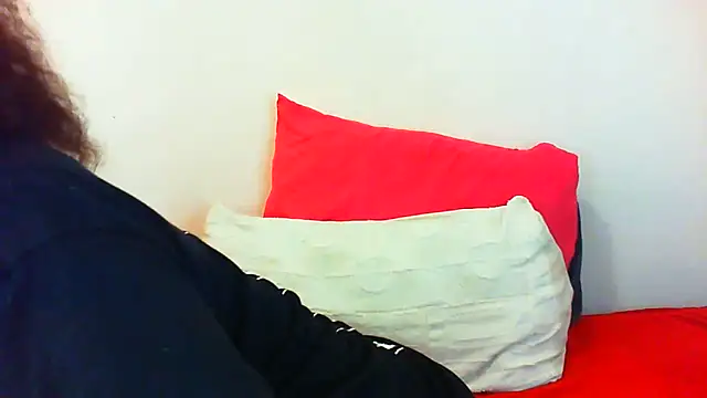 Snapshot of NAUGHTIECURVY chatting on 06/16/26, 09:31 NAUGHTIECURVY online show from 06/16/26, 09:31