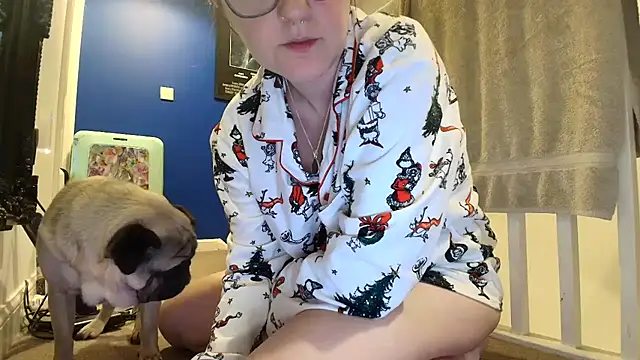 short sweetpea online show from 11/05/25, 08:28