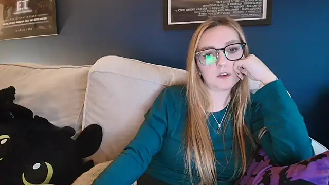 short sweetpea online show from 10/21/25, 04:39