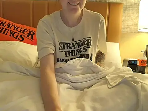 short sweetpea online show from 09/08/25, 03:11