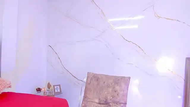 IsiisLovei online show from 11/29/25, 02:39