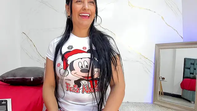 IsiisLovei online show from 12/02/25, 02:41