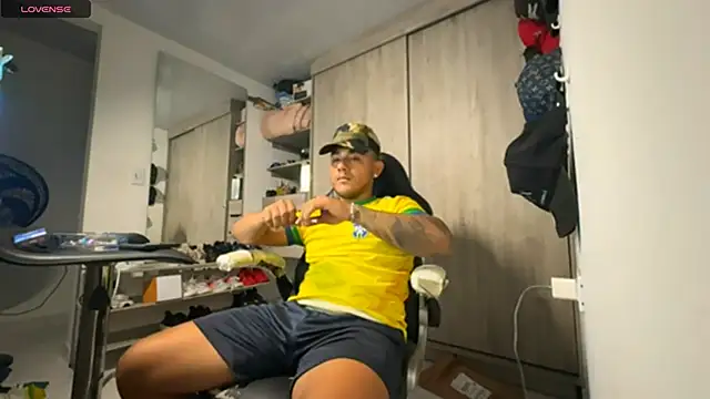 jordylatin20 online show from 11/09/25, 12:03