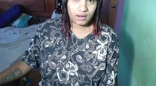 Snapshot of Hilarybunnyy chatting on 03/20/25, 01:48 Hilarybunnyy online show from 03/20/25, 01:48