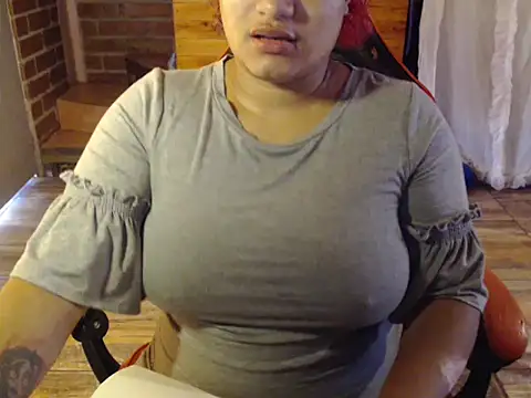 Hilarybunnyy online show from 04/02/26, 05:30