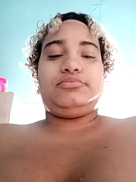 Hilarybunnyy online show from 02/02/26, 07:24