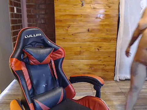 Hilarybunnyy online show from 03/14/26, 02:12