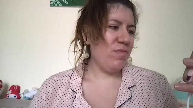 HYPHYtype online show from 11/06/25, 07:40