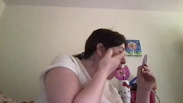 HYPHYtype online show from 10/26/25, 10:43