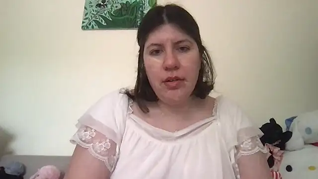 Snapshot of HYPHYtype chatting on 06/26/26, 10:37 HYPHYtype online show from 06/26/26, 10:37