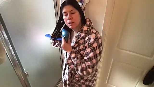 HYPHYtype online show from 11/02/25, 07:30