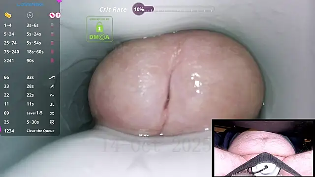 Snapshot of controlmytoys chatting on 10/14/25, 09:04 controlmytoys online show from 10/14/25, 09:04