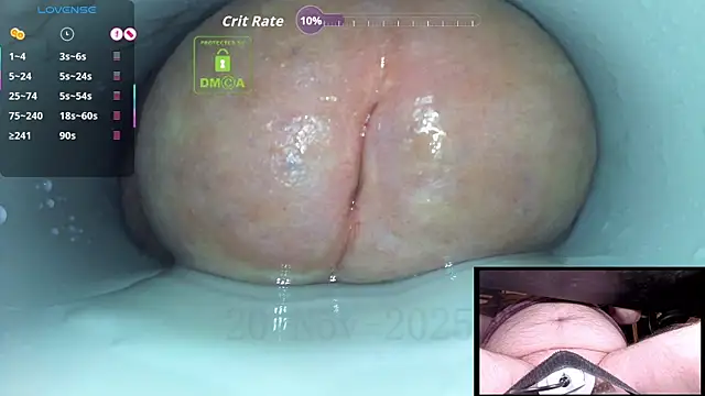 Snapshot of controlmytoys chatting on 11/20/25, 08:53 controlmytoys online show from 11/20/25, 08:53