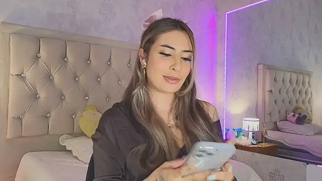 nini love01 online show from 02/17/26, 04:10