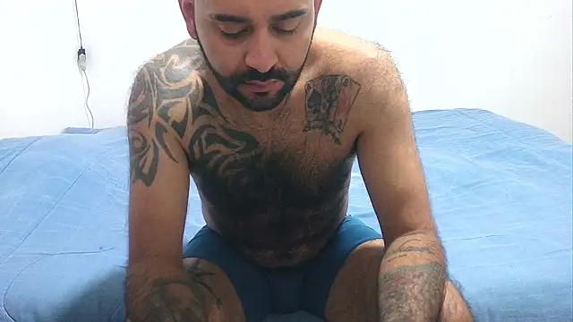 TeddyGominola  online show from 03/18/25, 07:44