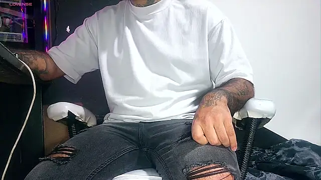 TeddyGominola  online show from 12/02/25, 10:00