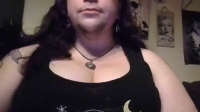 GothyBaby online show from 11/13/25, 01:53