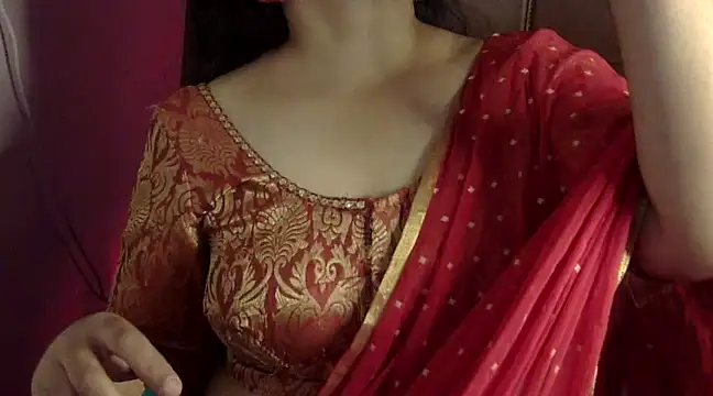 Snapshot of Maalnad_beauty chatting on 03/07/25, 06:00 Maalnad beauty online show from 03/07/25, 06:00