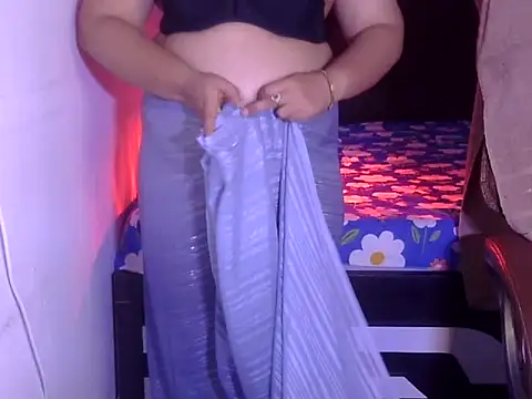 Snapshot of Maalnad_beauty chatting on 05/26/26, 05:44 Maalnad beauty online show from 05/26/26, 05:44