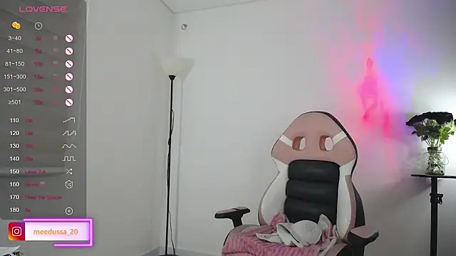 meedussa 20  online show from 11/03/25, 07:24