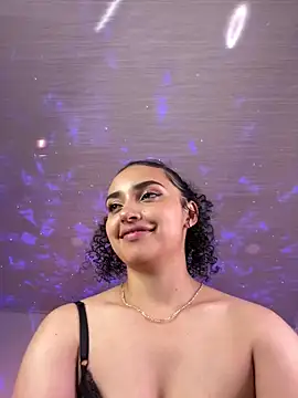 Lucy Marin online show from 02/08/25, 06:33