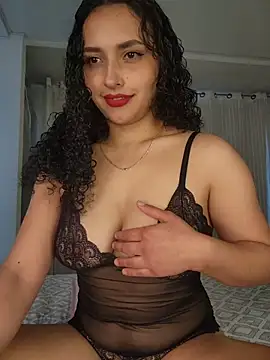 Lucy Marin online show from 01/13/26, 03:38