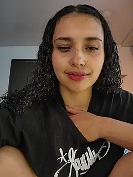 Lucy Marin online show from 05/14/26, 03:31