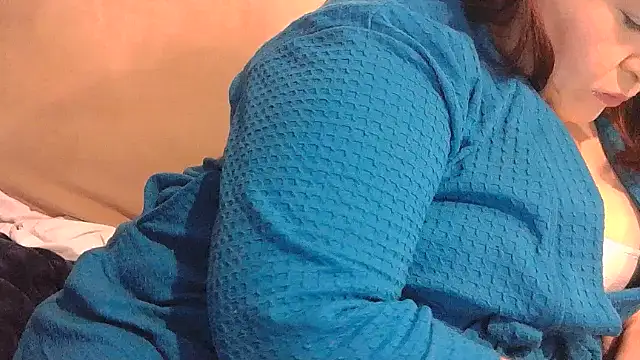 atlwebbie75 online show from 11/18/25, 01:03