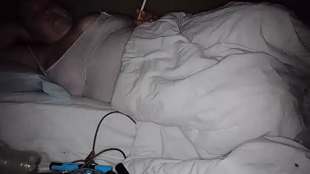 atlwebbie75 online show from 02/22/26, 10:50