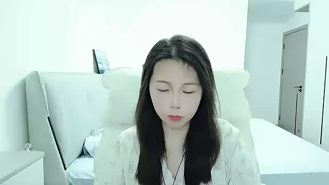 Sunset glow online show from 09/24/25, 03:29