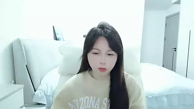 Sunset glow online show from 04/02/26, 01:46