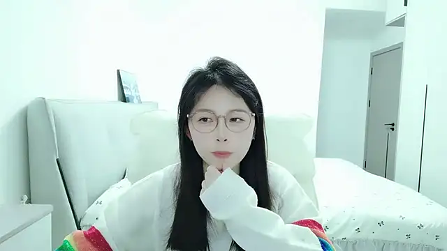 Sunset glow online show from 02/08/26, 03:21