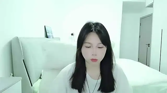 Sunset glow online show from 12/17/25, 03:11