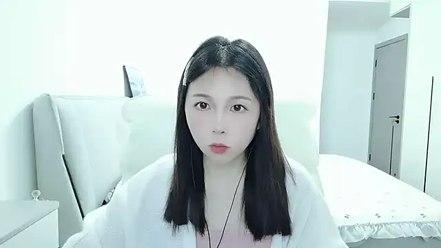 Sunset glow online show from 10/19/25, 02:53