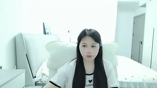 Sunset glow online show from 05/09/26, 02:31