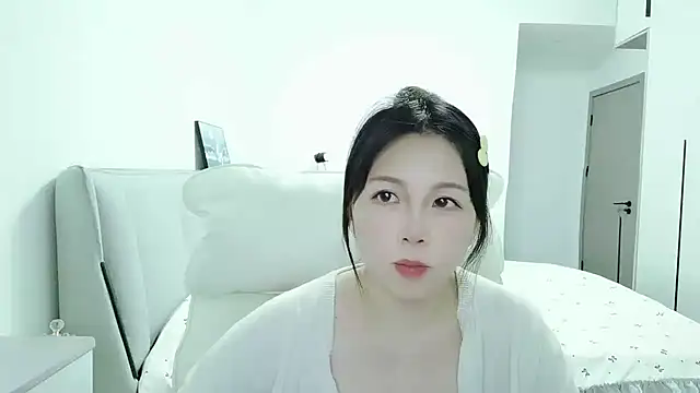 Sunset glow online show from 10/26/25, 08:37