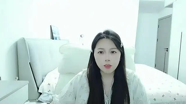 Sunset glow online show from 05/19/26, 02:13
