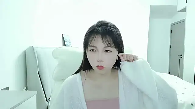 Sunset glow online show from 11/10/25, 02:33