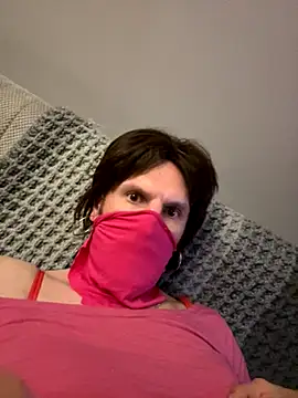 petuletra online show from 11/15/25, 02:26