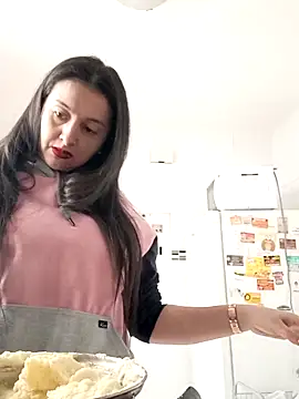 Cherry 1992 online show from 03/25/26, 12:26